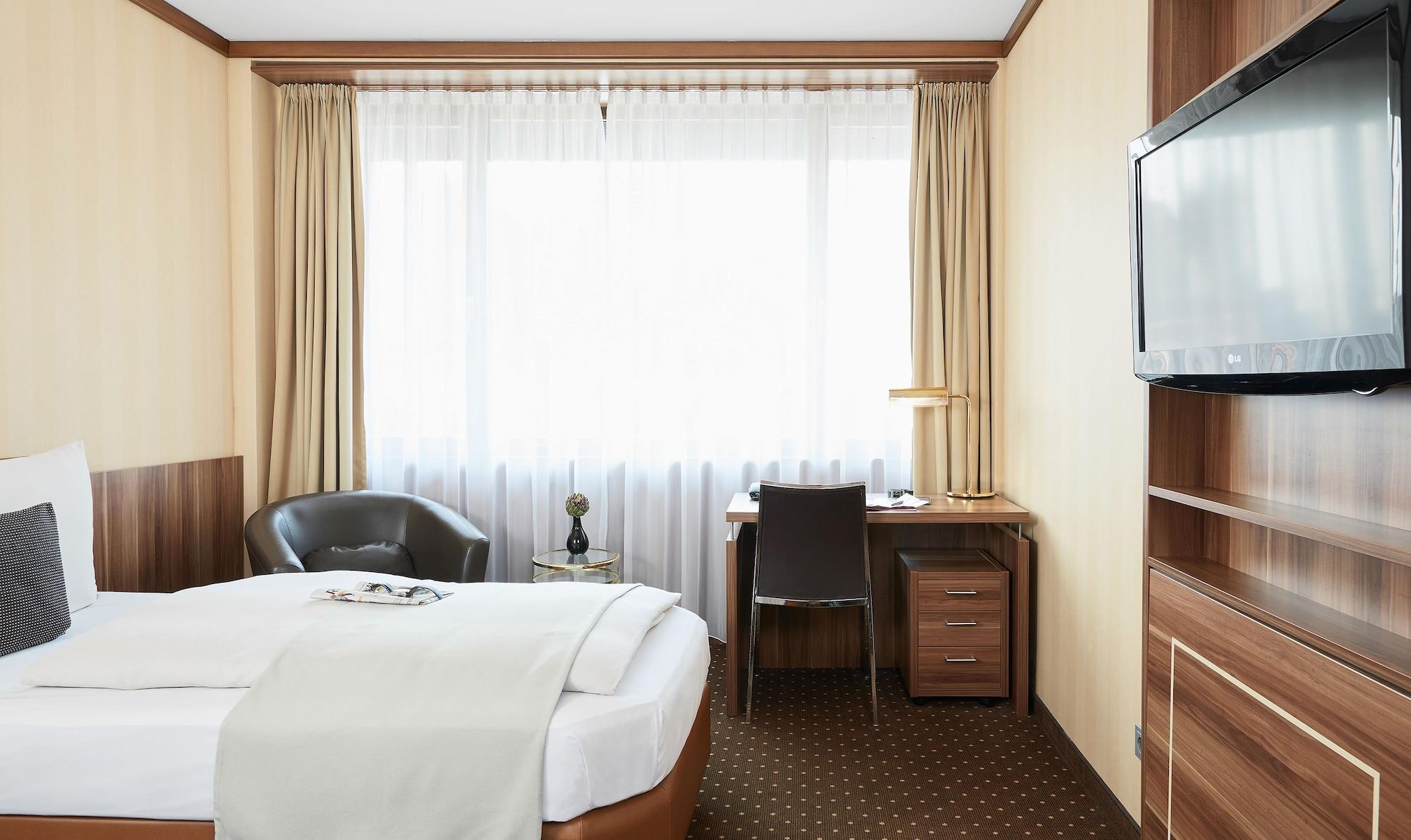 Living Hotel Duesseldorf Екстериор снимка