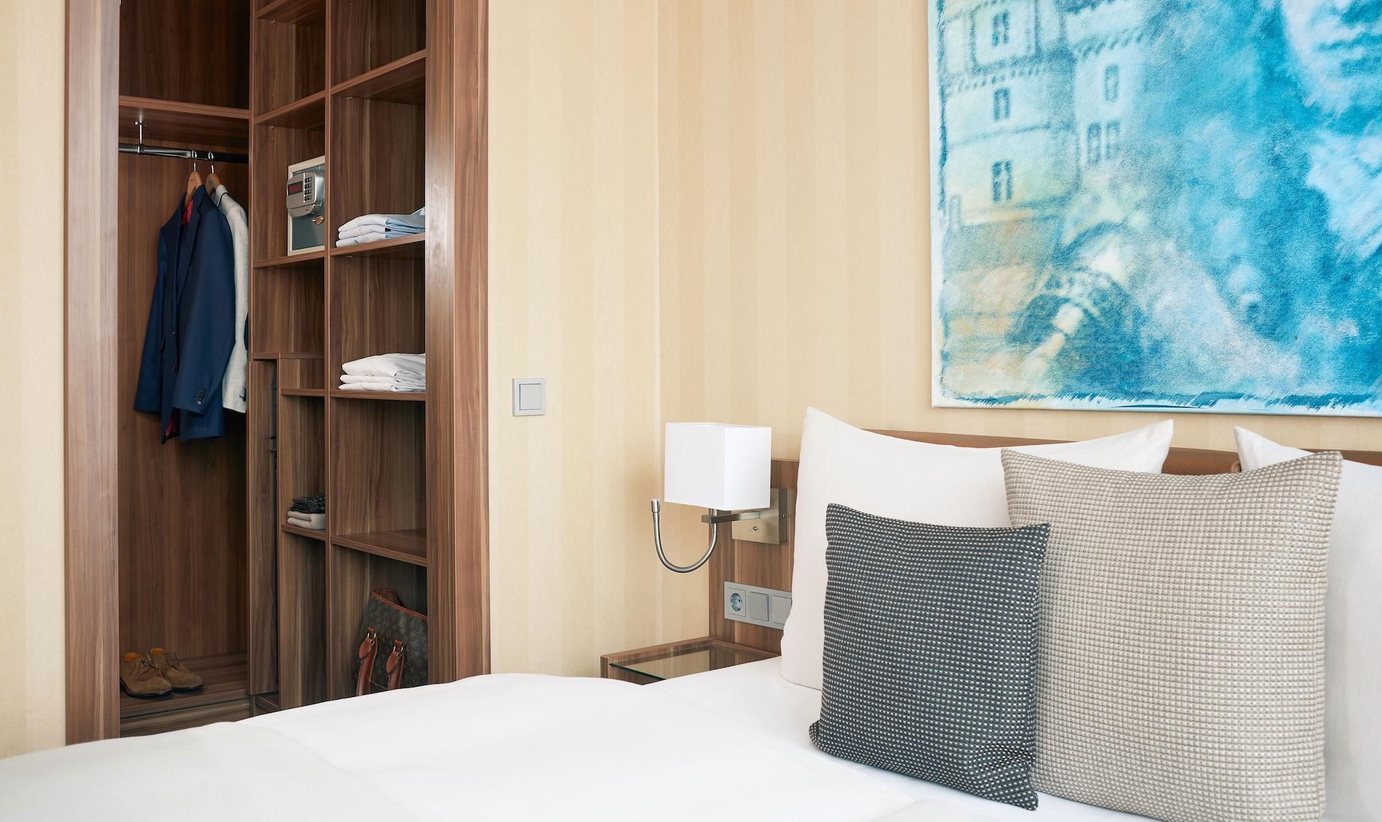 Living Hotel Duesseldorf Екстериор снимка