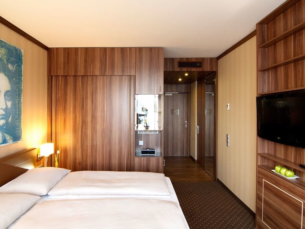 Living Hotel Duesseldorf Екстериор снимка