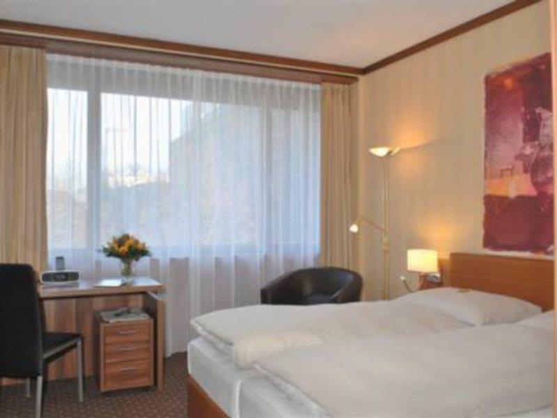 Living Hotel Duesseldorf Екстериор снимка