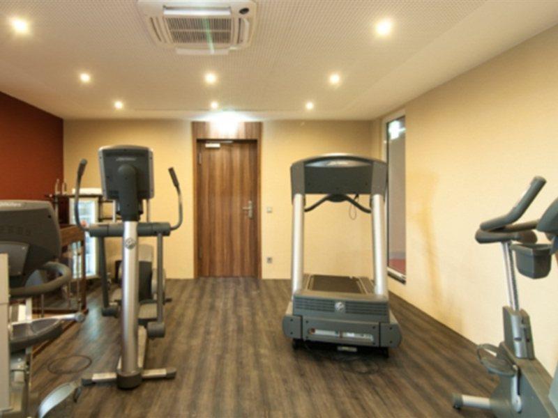 Living Hotel Duesseldorf Екстериор снимка