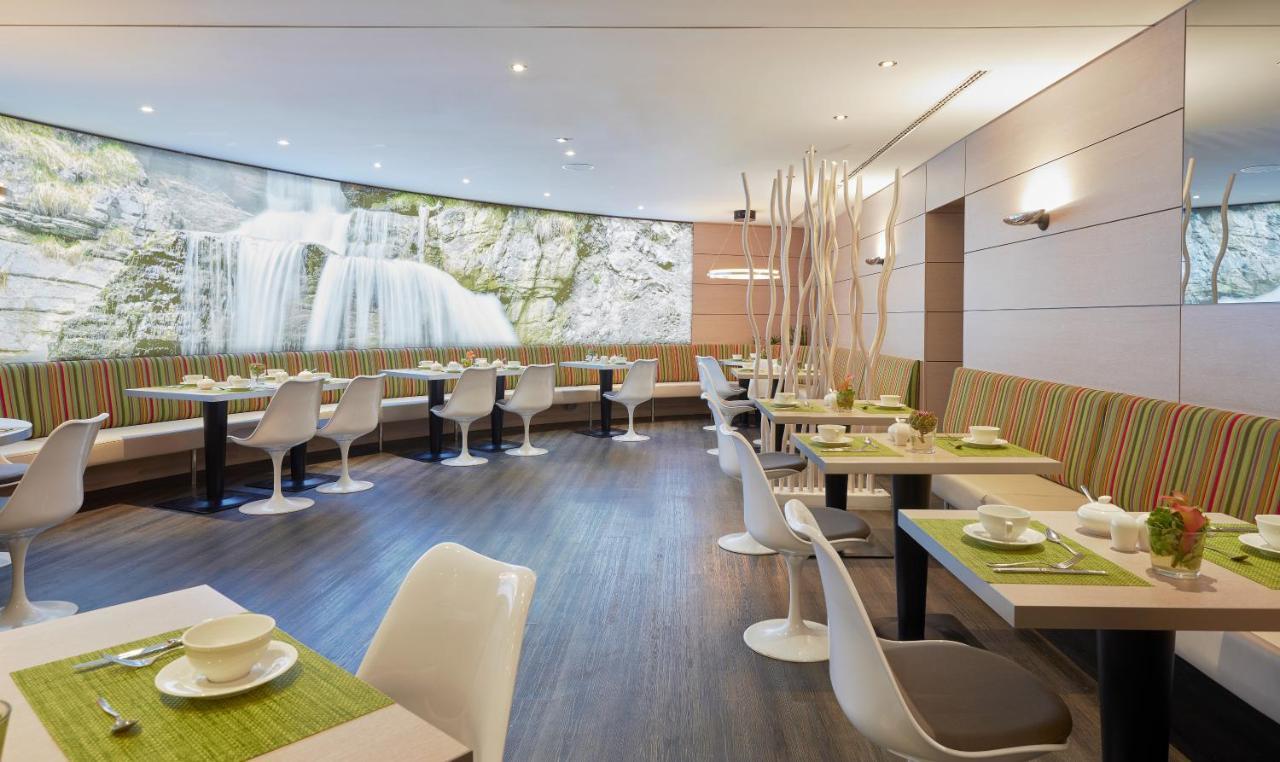 Living Hotel Duesseldorf Екстериор снимка
