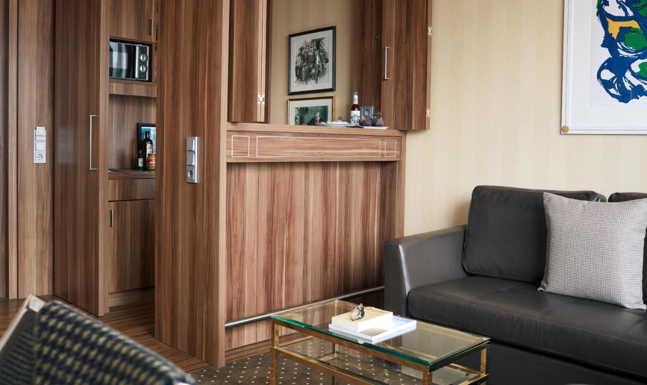 Living Hotel Duesseldorf Екстериор снимка